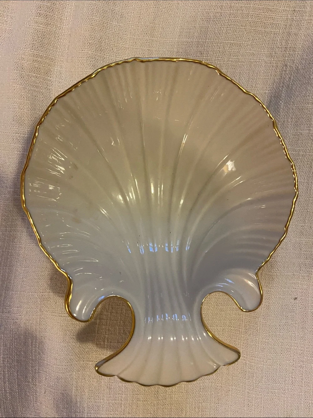 Lenox White Porcelain Shell Dish with Gold Trim